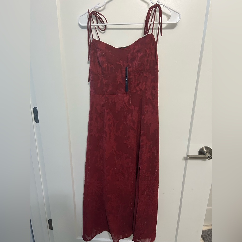 NWT Lulu’s Lovliest Looks Burgundy Floral Jacquard Tie-Strap Dress - Picture 2 of 11